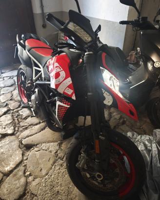 Ducati Hypermotard 950 RVE con Scarico Ter