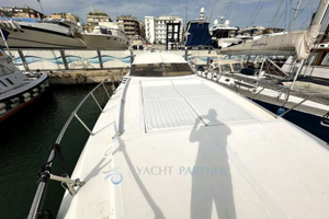 FIUMICINO Rizzardi CR50 3 Cabine 3 Bagni 2 Cucine