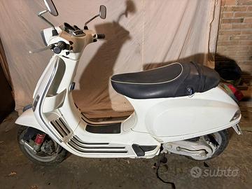 4 vespa 50 ET2 PK SCOOTER 