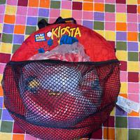 Porta da calcio con pallone