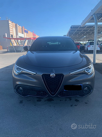 Alfa Romeo Stelvio Q4 210 CV