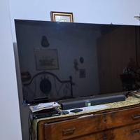 TV Samsung 4K 65” con Soundbar