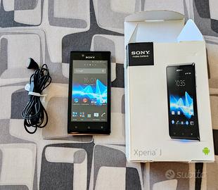 Smartphone Sony Xperia J. 