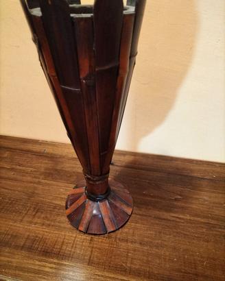 Vaso in legno