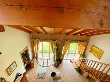 Villa di 205 m² con più di 5 locali e box auto dop