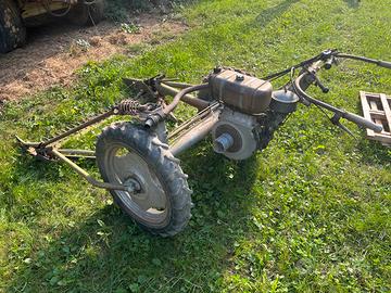 Motofalciatrice BCS con carrello