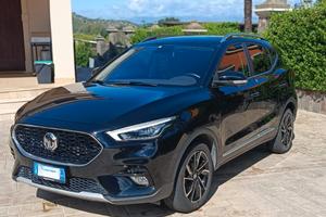 MG ZS Luxury 1.5 benz./gpl