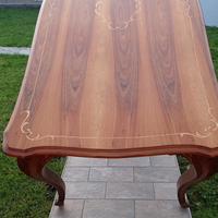 Tavolo rustico antico