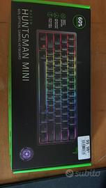 Razer Huntsman Mini Tastiera Meccanica Gaming 60%