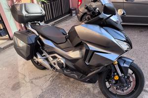 HONDA FORZA 750 DCT