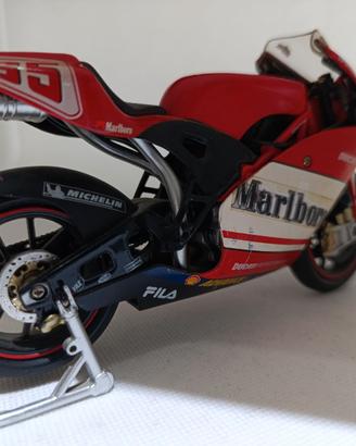 Ducati Desmosedici Newray Loris Capirossi