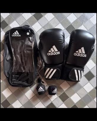 Guantoni Adidas 12 oz + fasce Adidas
