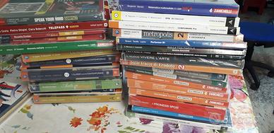 Libri usati- Foto singole su richiesta 