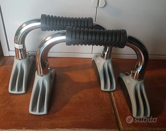 Coppia di manubri per fitness 