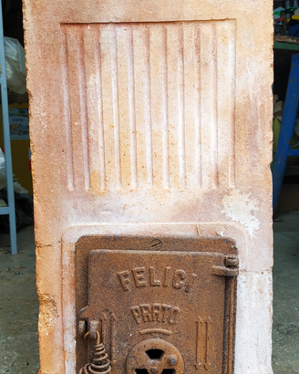 Stufa antica in terracotta FELICI - Prato TIPO 00