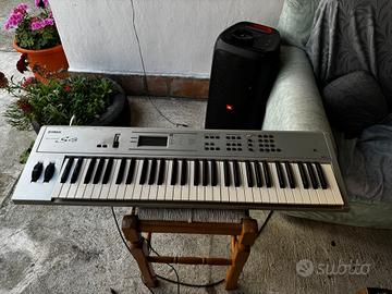 Yamaha S03 Synthesizer 