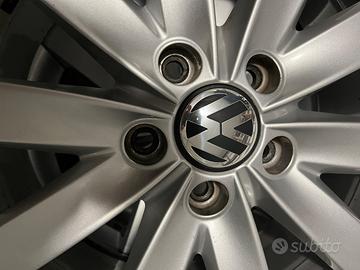 CERCHI IN LEGA ORIGINALE VAG ,CON GOMME INVERNALI