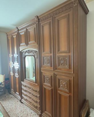 Armadio in legno
