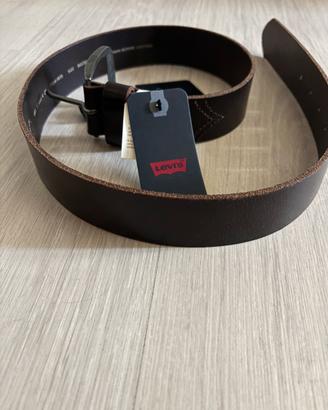 Levi’s cintura misura 80