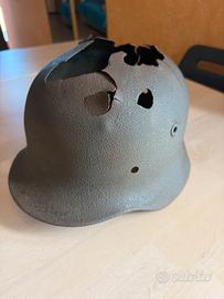 Elmetto tedesco battle damaged sicilia