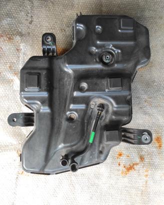 Serbatoio adblue BMW serie 1 F40