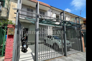 Villetta a schiera tre livelli