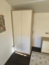 Set mobili Ikea  Armadio cassettiera comodino