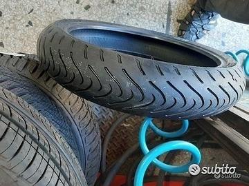 Pneumatico nuovo 140 60 14 mezeler