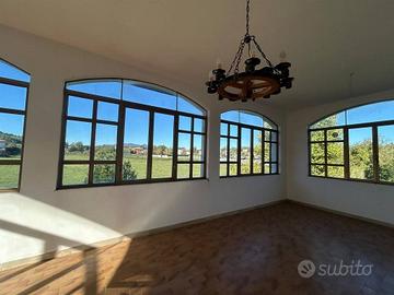 Villa di 240 m² con 5 locali a Artena
