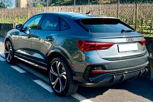 Audi Q3 Q3 Sportback Identity Black 40 2.0 tdi Sli