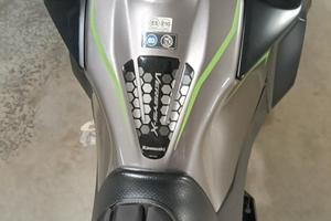 Moto Kawasaki versys 300