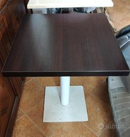 Tavolo da bar in legno scuro – 60x60 cm