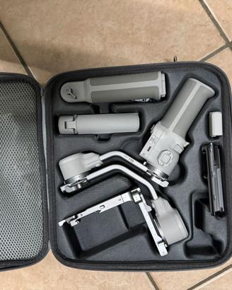 DJI RS 4 Mini - Kit Professionale per Vlogger
