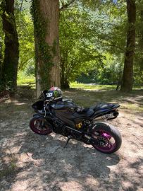 Yamaha YZF R1 - 2004