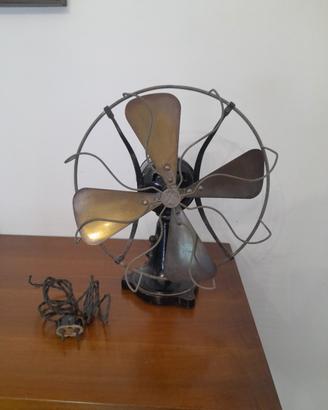 antico ventilatore da tavolo 