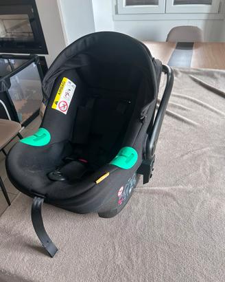 Seggiolino Ovetto chicco + base isofix