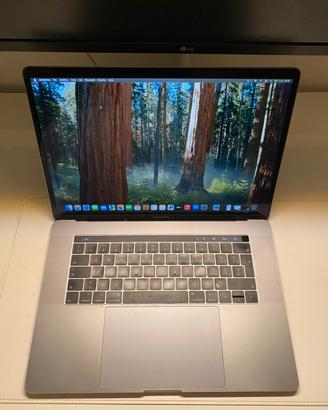 Macbook pro 15 2018 i7 32gb ram