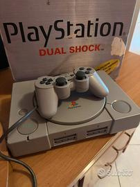 PlayStation 1 modificata ritiro a mano
