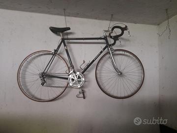 Bici da corsa vecchia