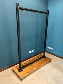 RELLA APPENDIABITI CON RUOTE, LEGNO LARICE E FERRO