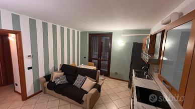 Boltiere con balcone e posto auto