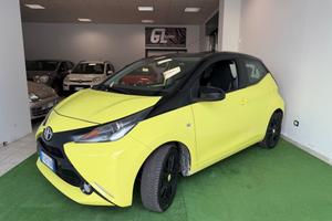 Toyota Aygo 1.0 VVT-i 69 CV 5 porte x-play MMT