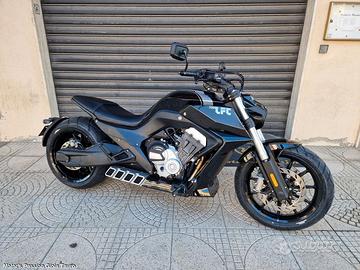 Benda Keeway LFC 700 ABS E5+ - Motor's Passion -