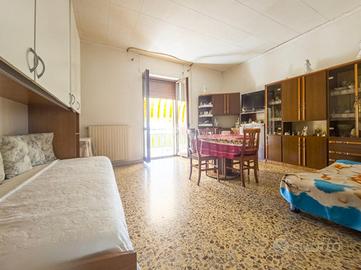 4 LOCALI A MANFREDONIA