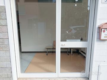 Fondo commerciale Porta a Lucca