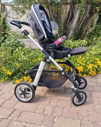 Passeggino regolabile. Da 0 a 4 anni.