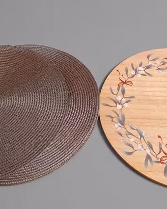 Sottopiatto in Legno decorato con tovagliette