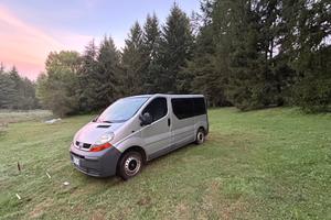 renault trafic 9 posti Asi permuta