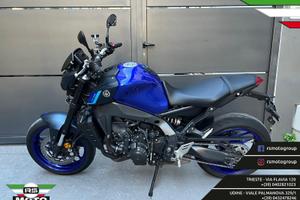 YAMAHA MT-09