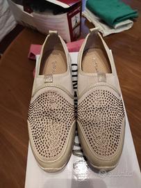 Scarpe in pelle/tessuto colore beige oro e brillan